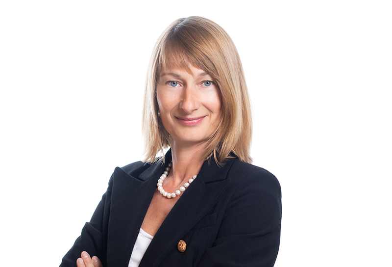 Elisabeth Dippelreiter-Santner Elisabeth Dippelreiter-Santner